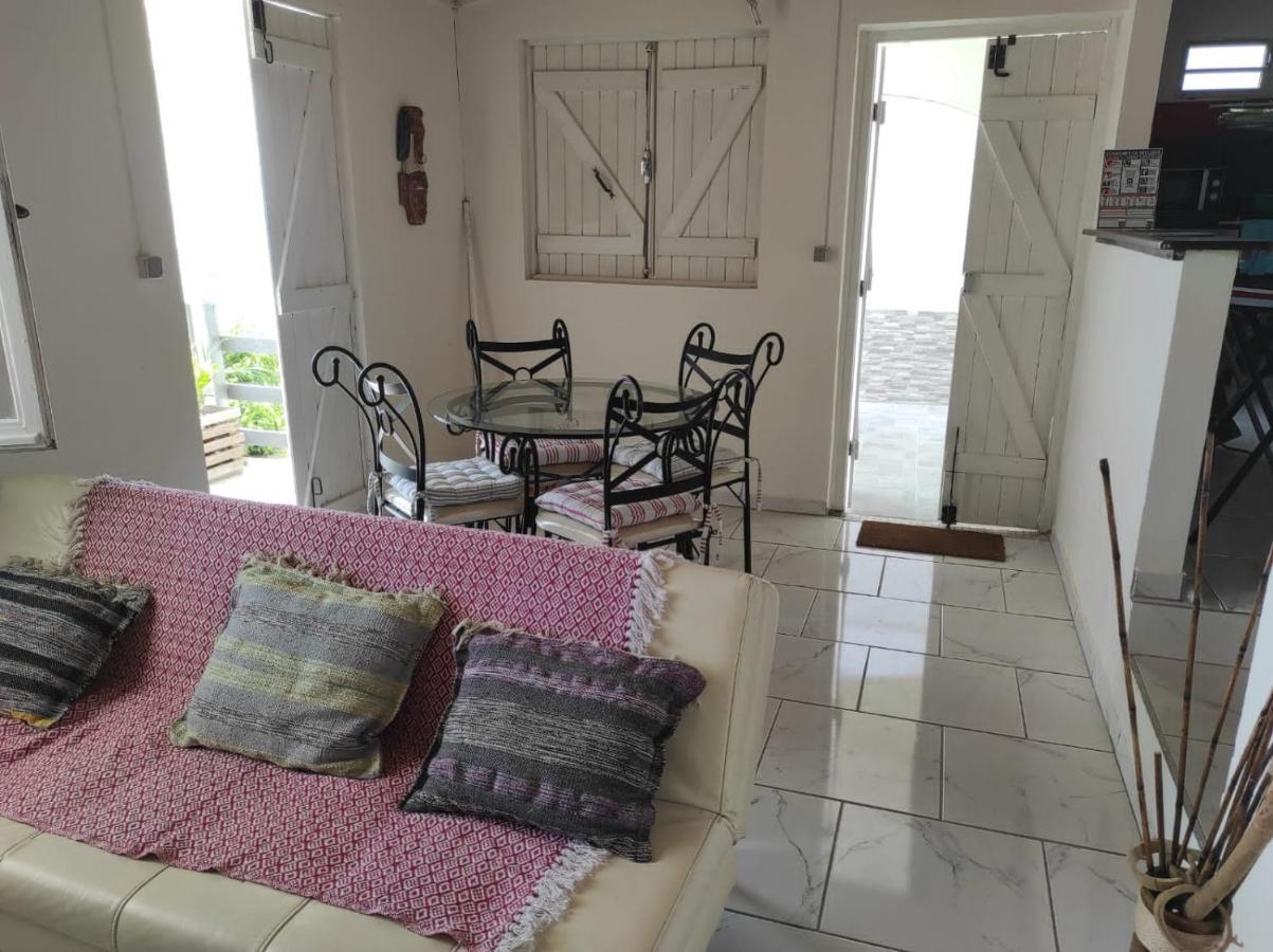 "Au Magnifique Vue " Villa Le Marin Luaran gambar